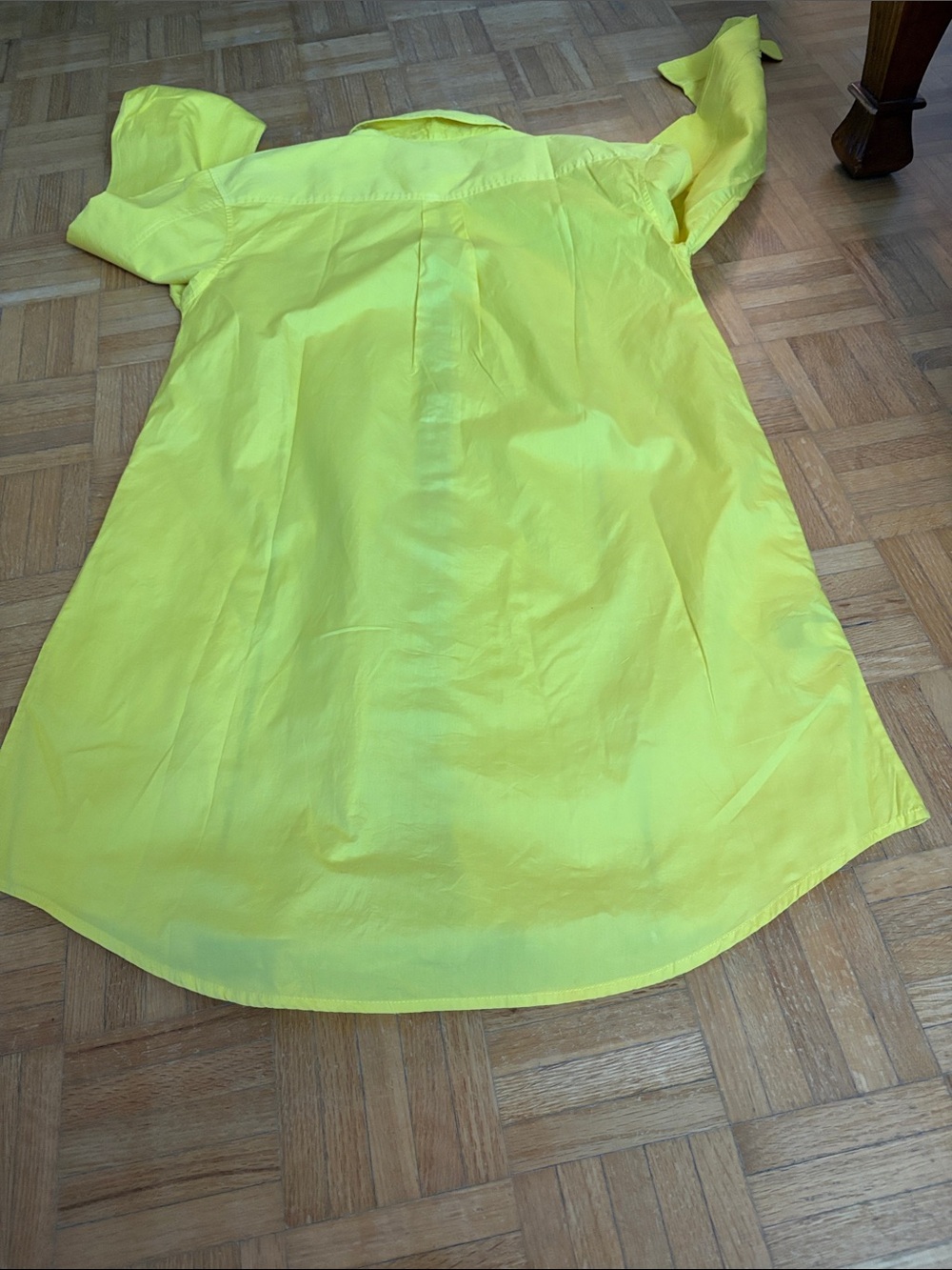 Marc Jacobs Yellow Button-Front Shirt Dress with Black Printed Panel - Picture 4 of 12